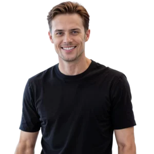 Man in zwart T-shirt, representatief voor de arbeidsdeskundige